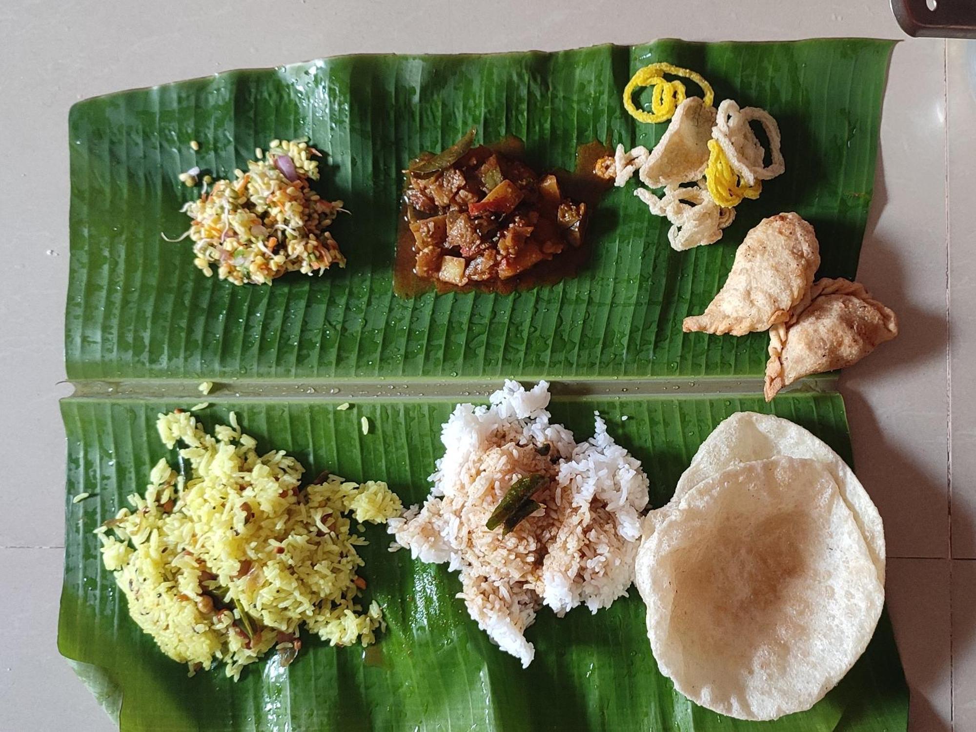 Mamatha Guest Inn 亨比 外观 照片